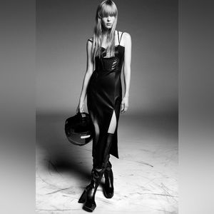 NWT ZARA Vestido Efecto Piel Pespuntes Dress Sz Xs